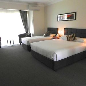 Queen Suite
